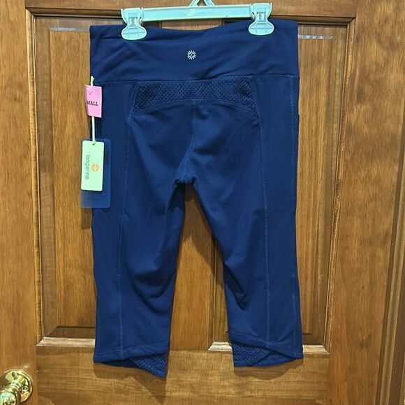 NWT Tangerine Capri leggings size small - Picture 3 of 13